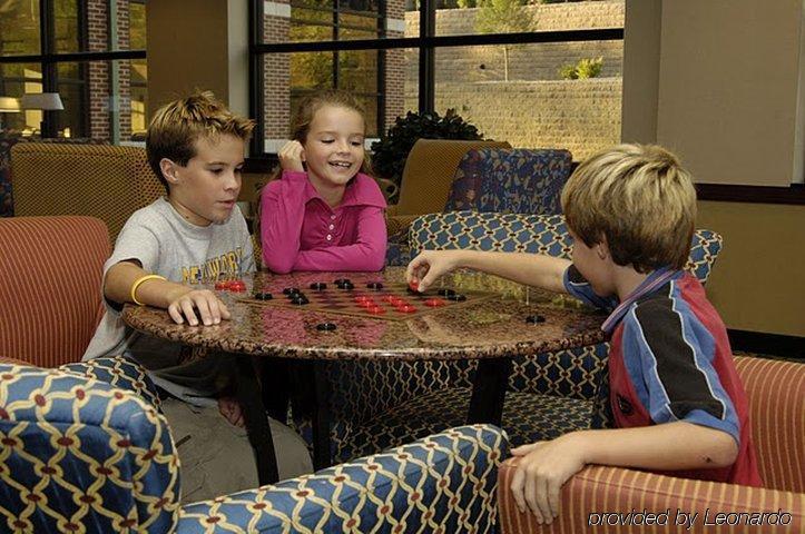 ホテル コートヤード ニューアーク ユニバーシティ オブ デラウェア 設備 写真